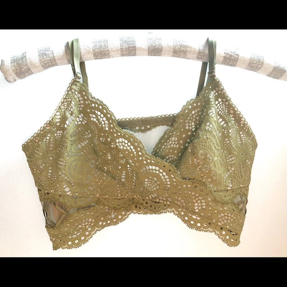 Victoria’s Secret bralette